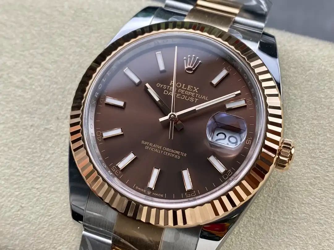 datejust m126331 Super Clone - wrist shot