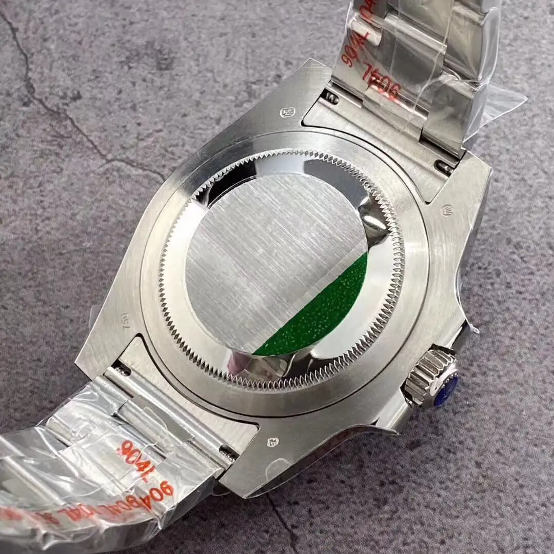 gmt-master 126710BLRO Super Clone - detail view 6