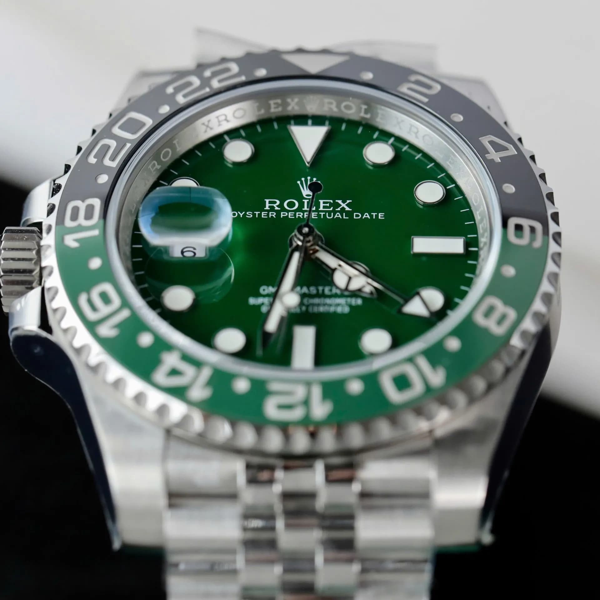 gmt-master 126729VTNR Super Clone - detail view 1