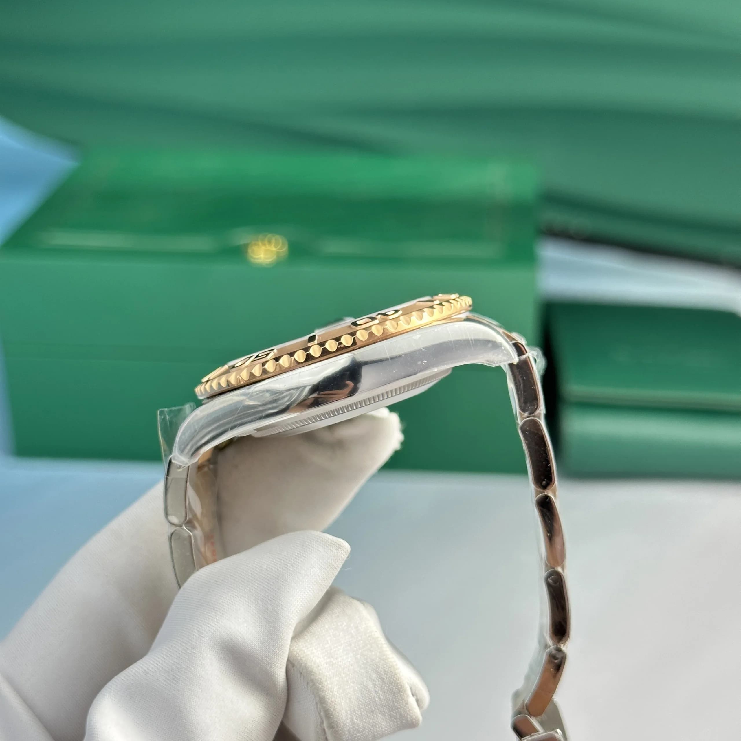 yacht-master 126621 Super Clone - detail view 3