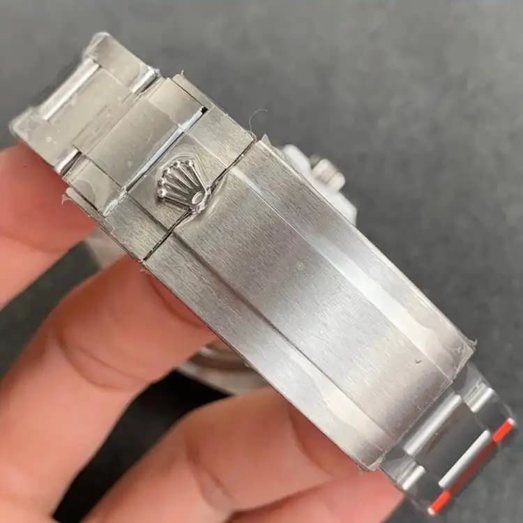 submariner 116610LN Super Clone - detail view 4