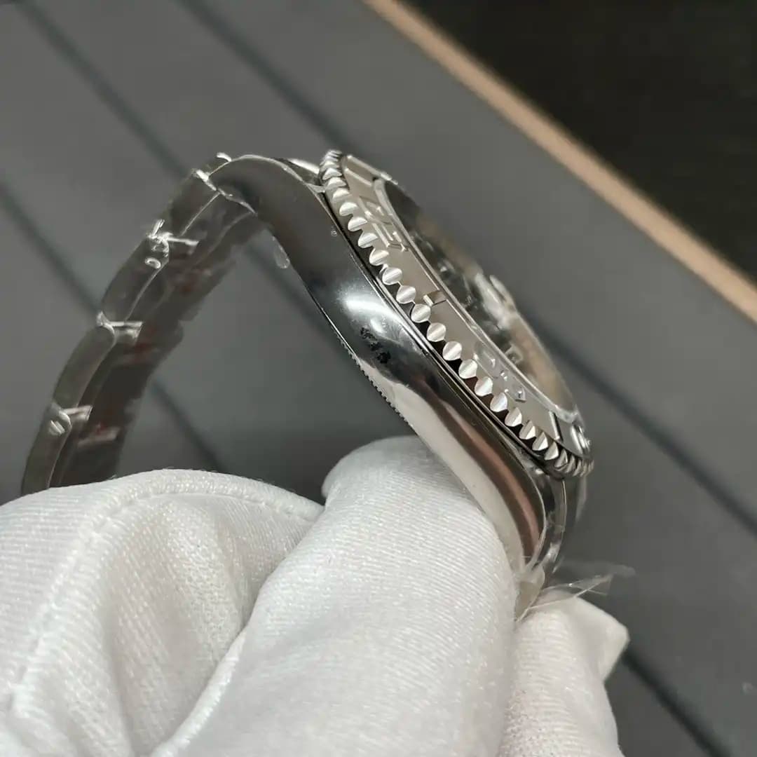 yacht-master 126622 Super Clone - detail view 4