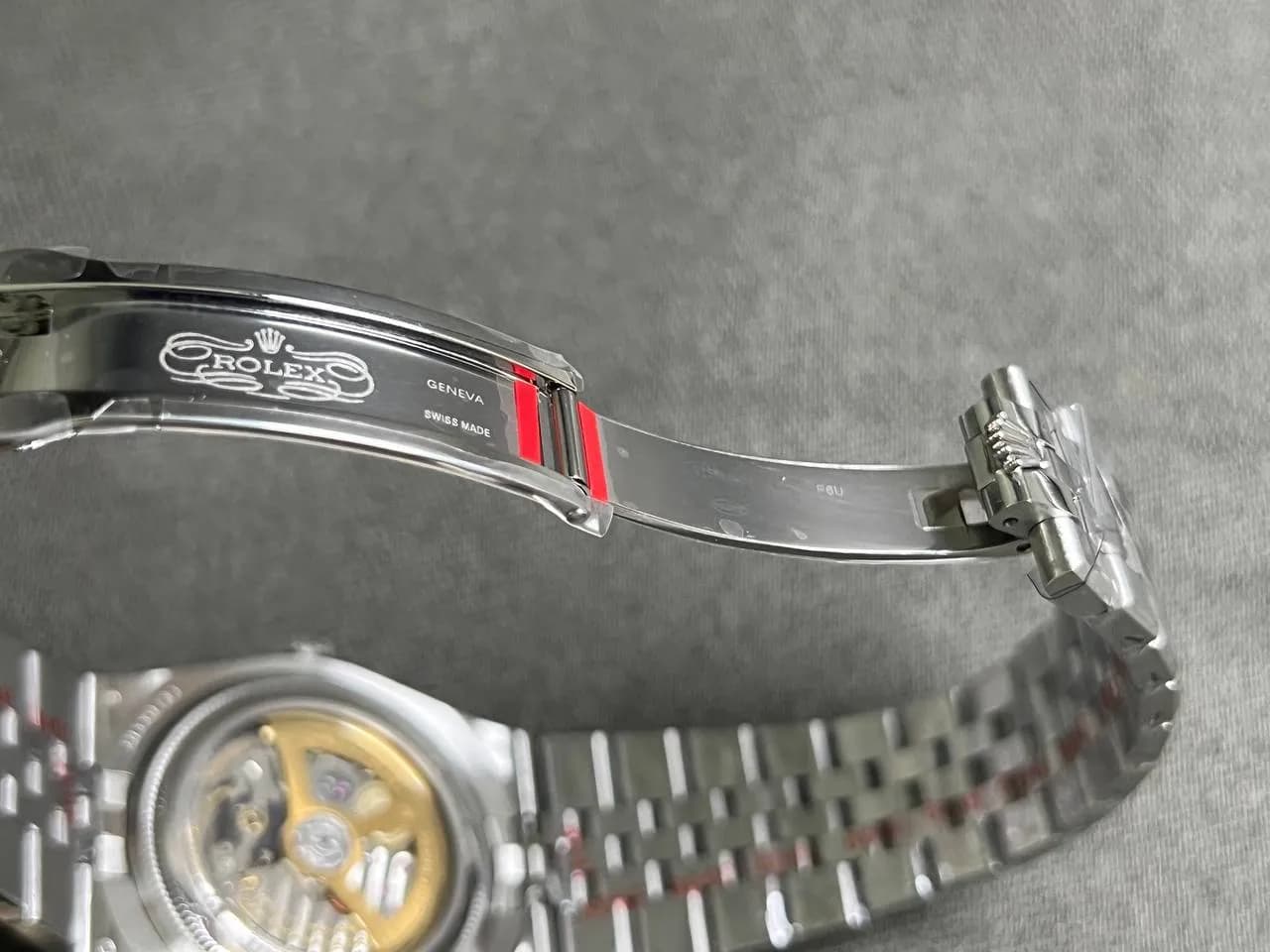 land-dweller 127336 Super Clone - detail view 5