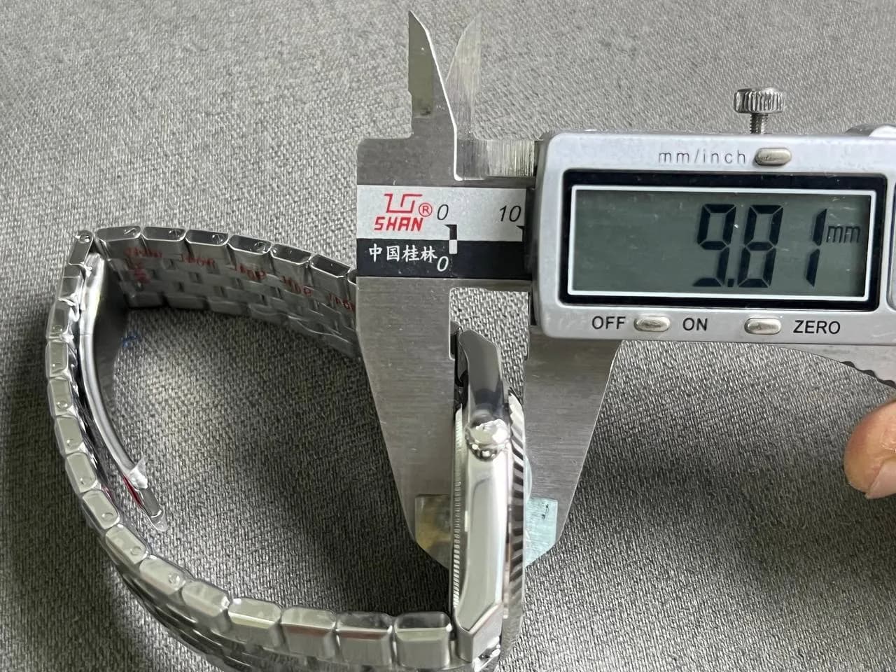 land-dweller 127336 Super Clone - detail view 6