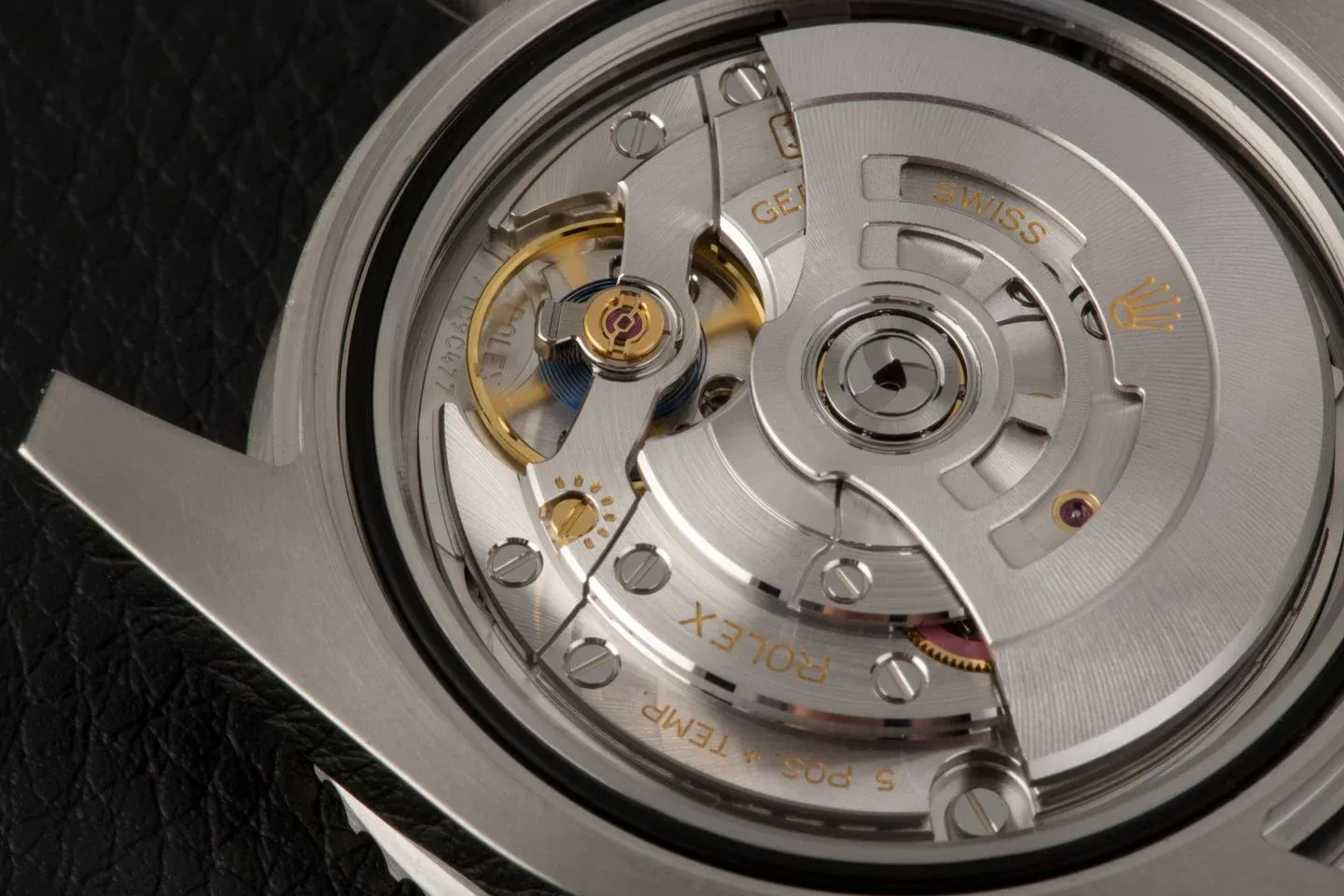 Super clone Rolex movement close-up