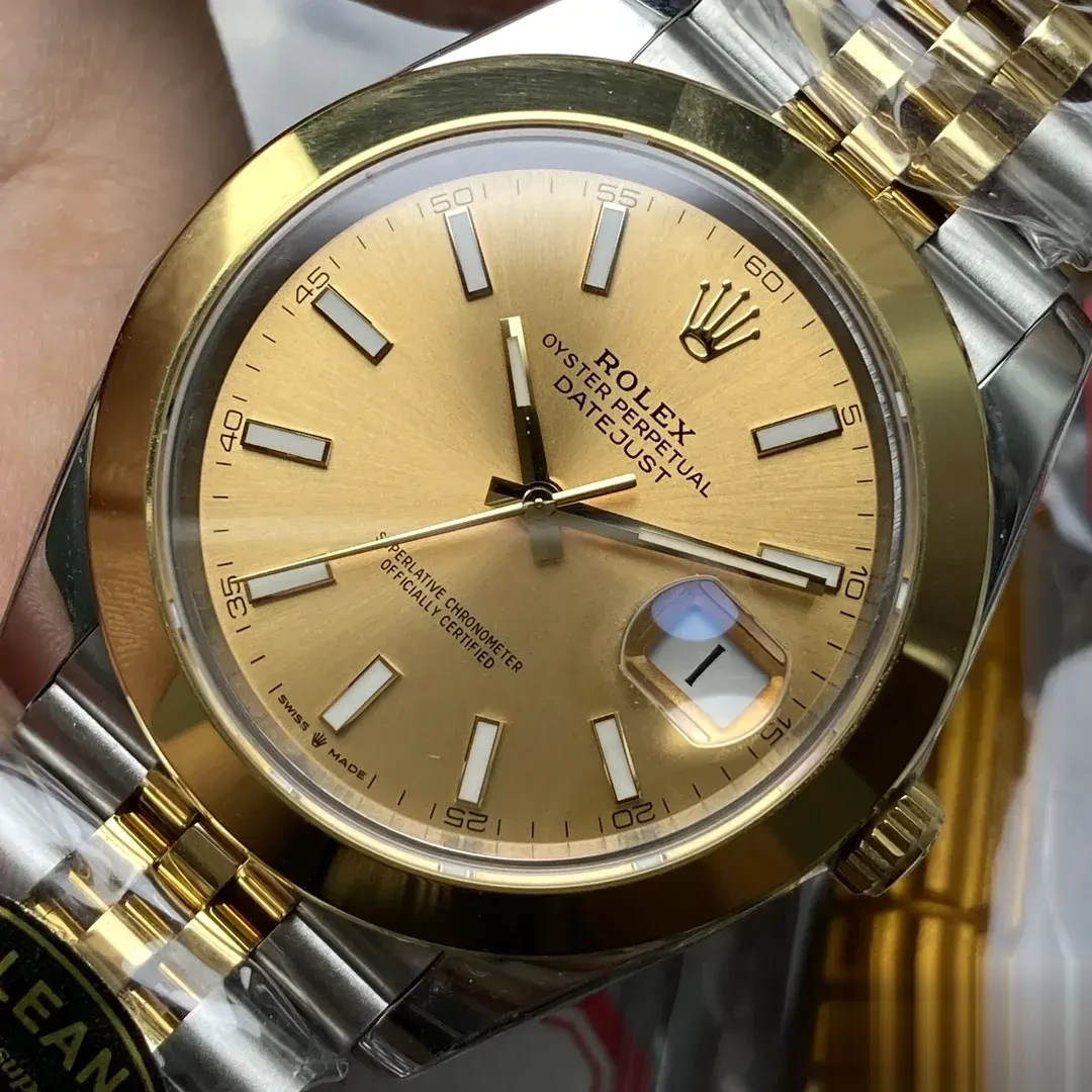 Rolex Datejust 126203 miyota replica black dial — bezel macro