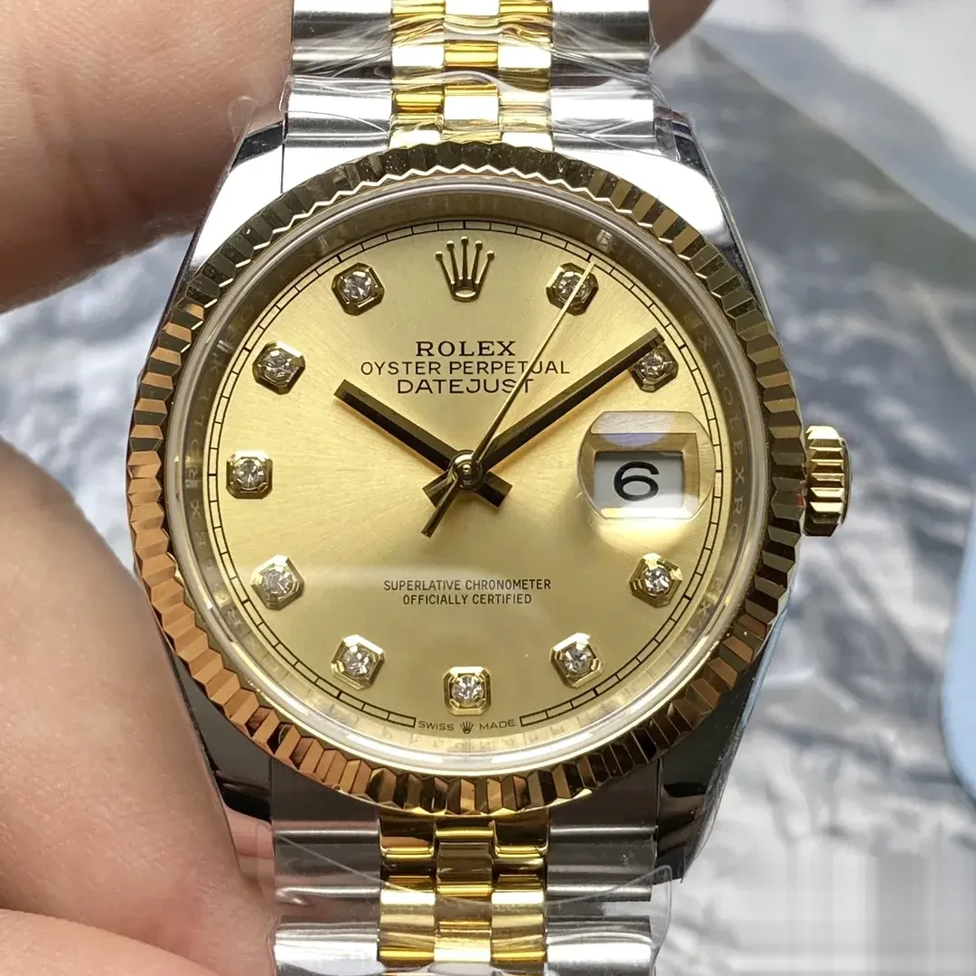 Rolex Datejust 126233 miyota replica black dial — caseback detail