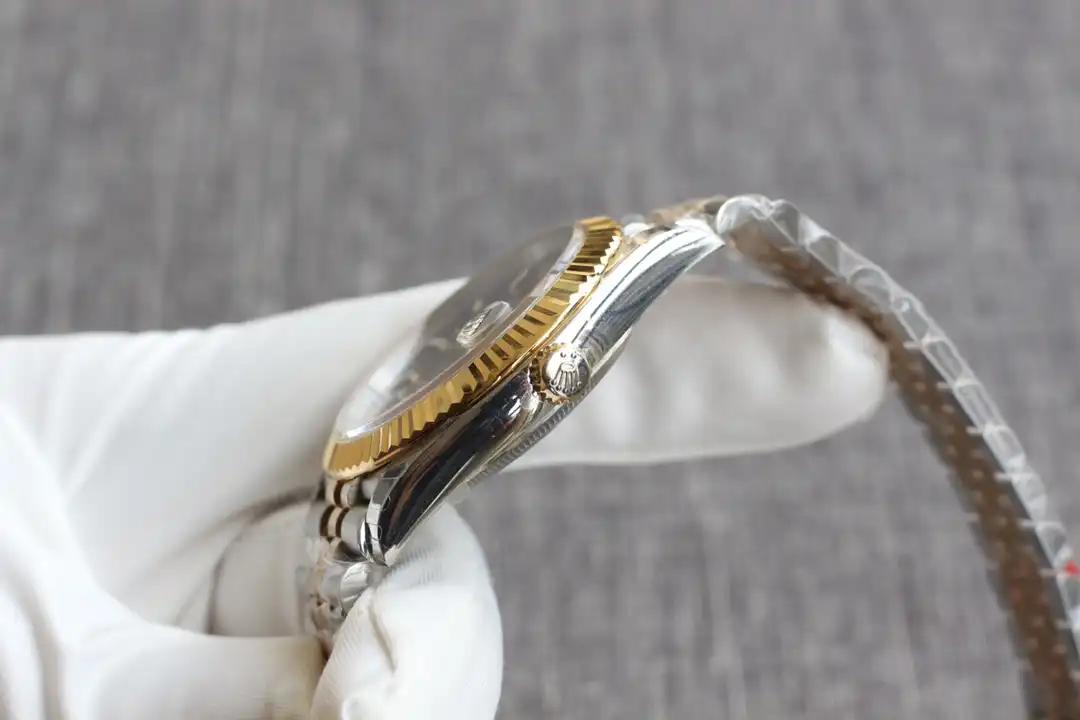 Rolex Datejust 126331 super clone replica — bracelet detail