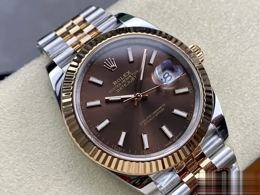 Datejust 126331 rolex replica — side profile