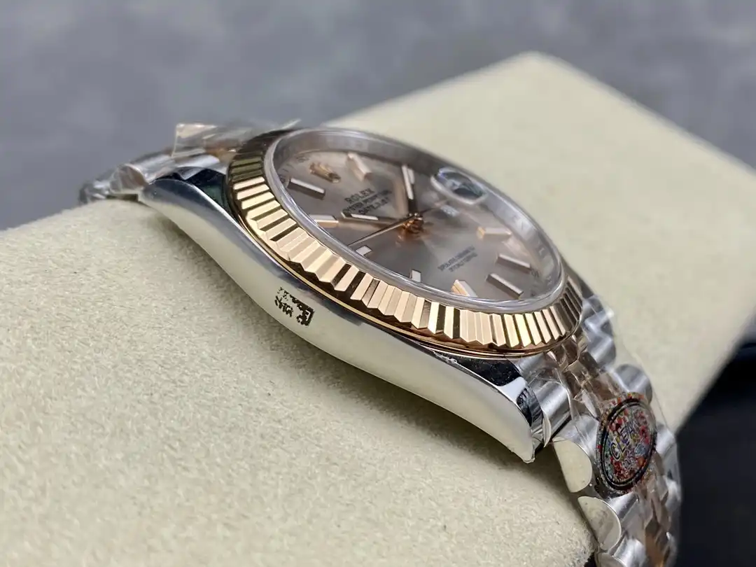 Datejust 116333 clone — bracelet detail