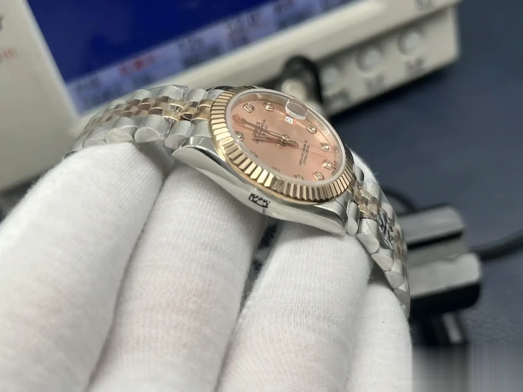 Rolex Datejust 278271 miyota replica pink dial — bezel macro