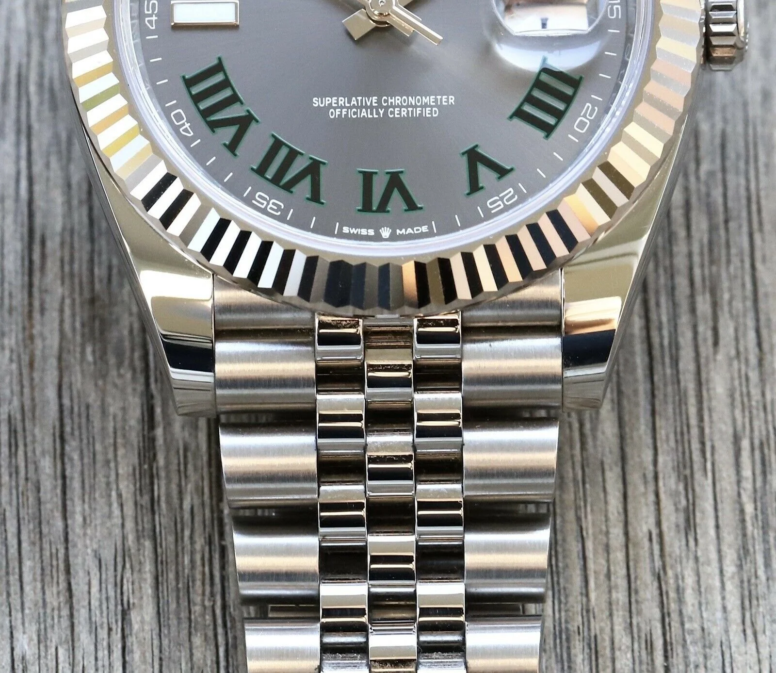 Rolex Datejust 126334 1:1 replica silver dial — caseback detail