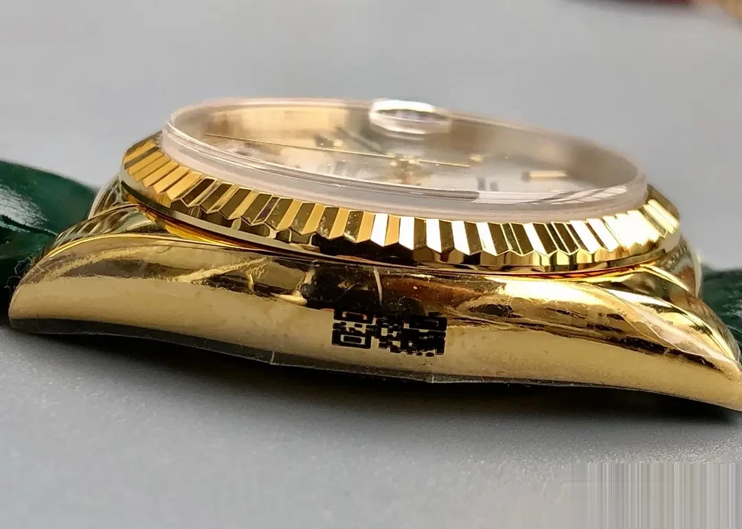 Day-Date 118138 rolex copy 36mm — crown and case detail