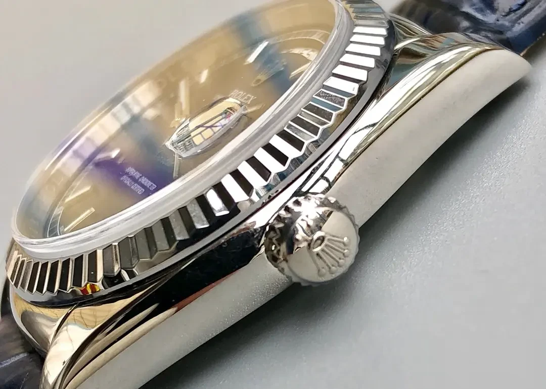 Day-Date 118139HR japanese automatic replica blue dial — caseback detail
