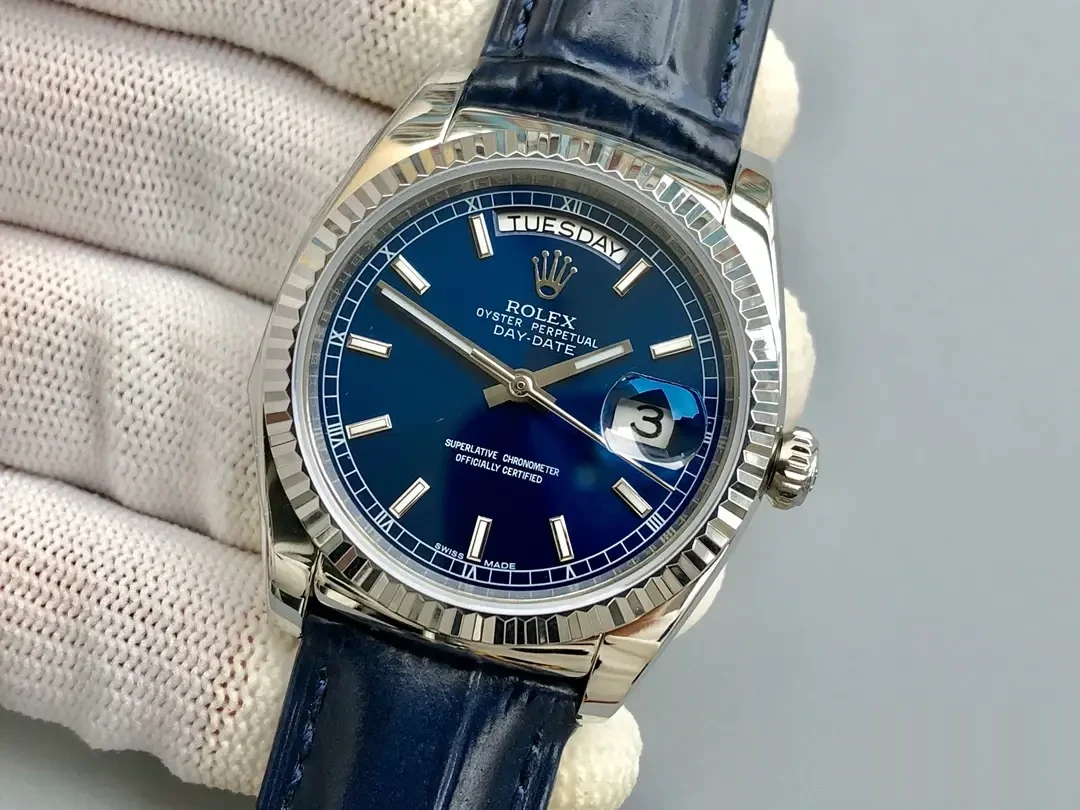 Rolex Day-Date 118139HR rolex clone blue dial — bezel macro