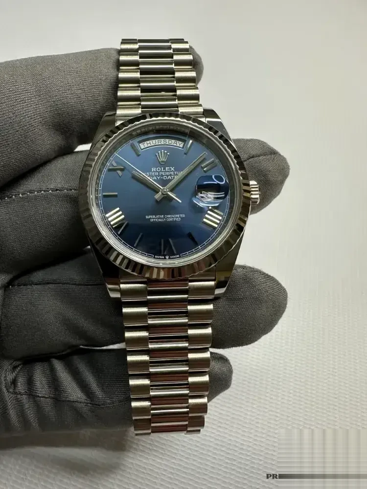 Rolex Day-Date 126331 rolex clone blue dial — caseback detail