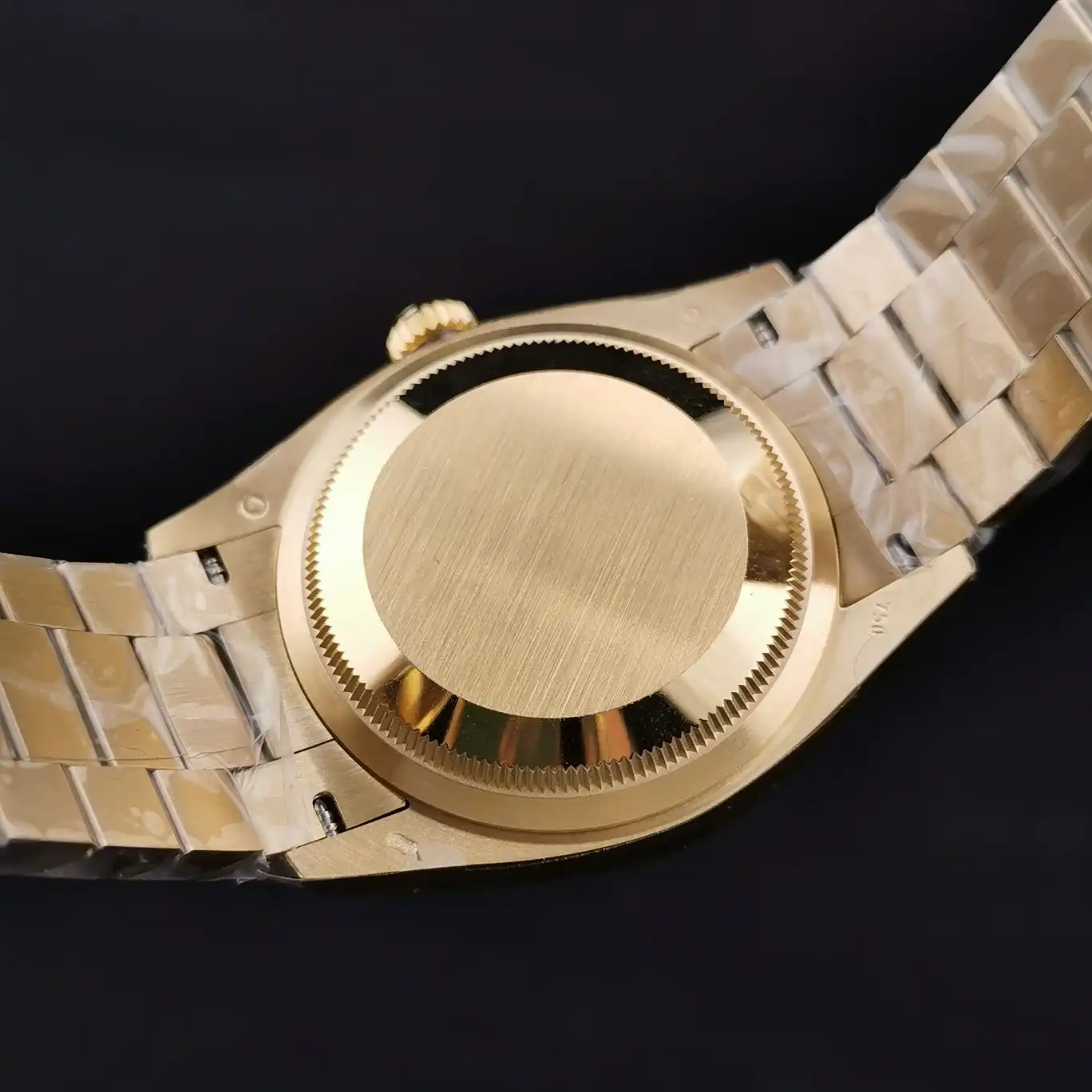 Day-Date 41985 super clone replica 36mm — crown and case detail