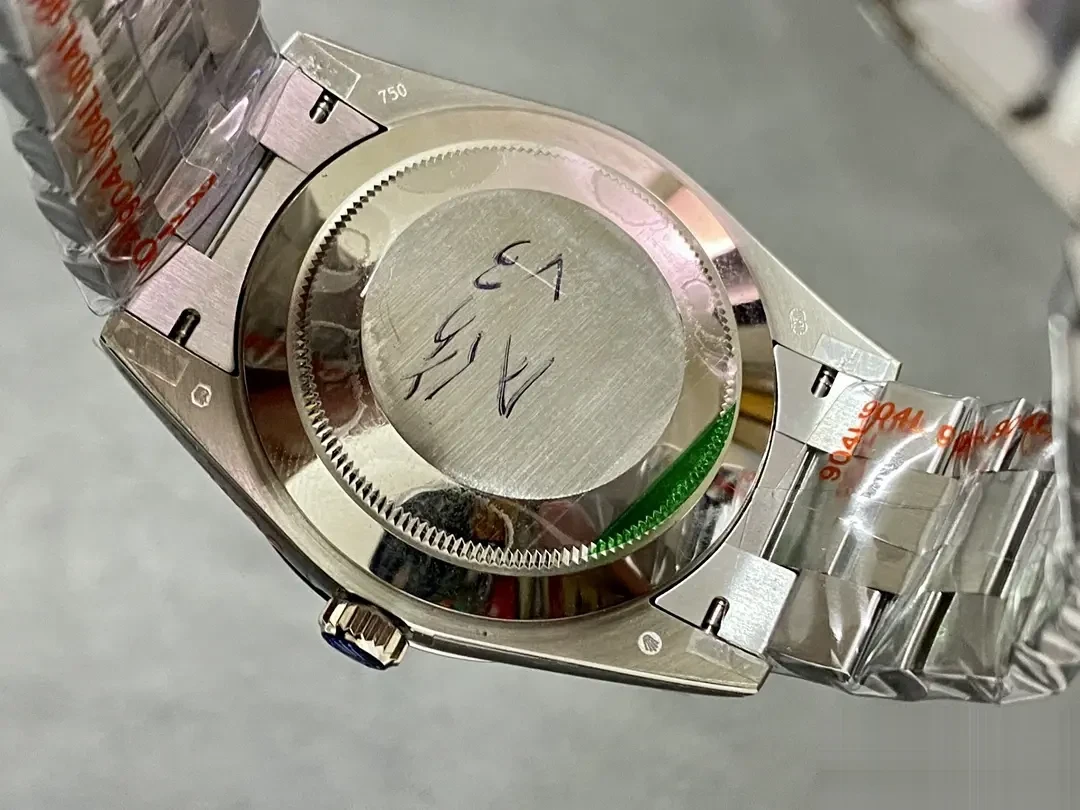 Rolex Day-Date 228206 miyota replica — bracelet detail