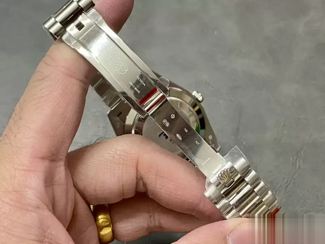 Rolex Day-Date 228206 miyota replica — side profile