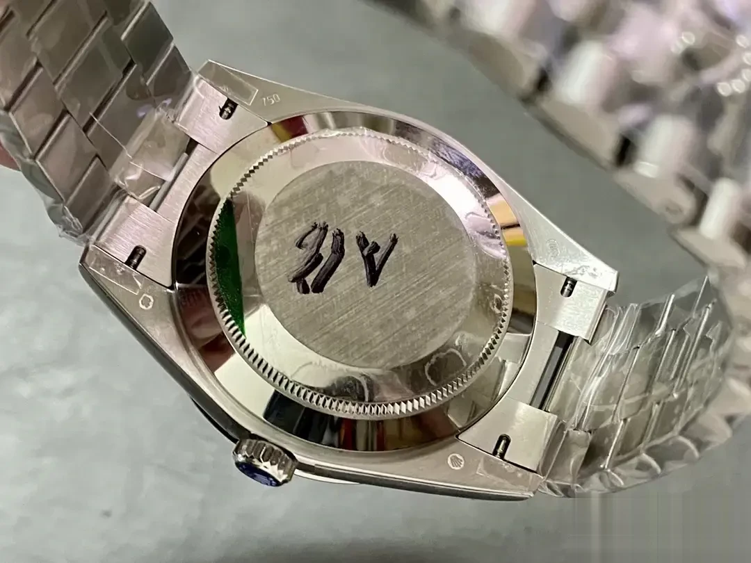 Rolex Day-Date 228206 miyota replica — lume shot