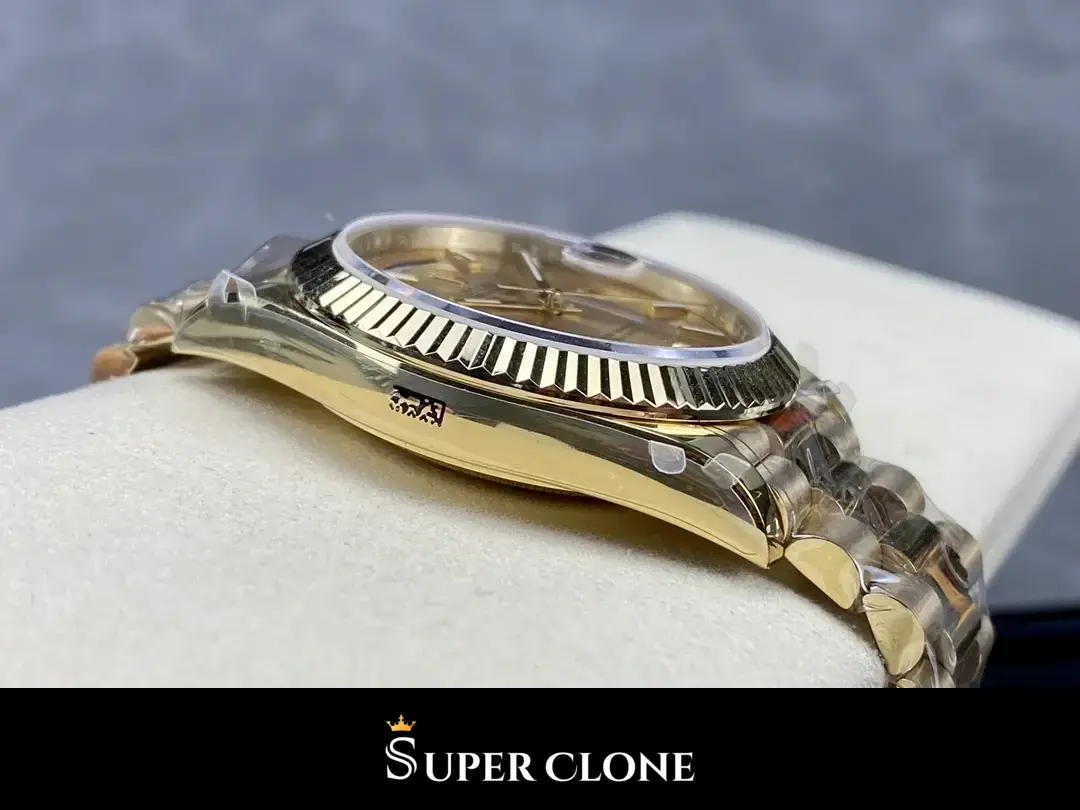 Day-Date 228238 rolex replica champagne dial — caseback detail