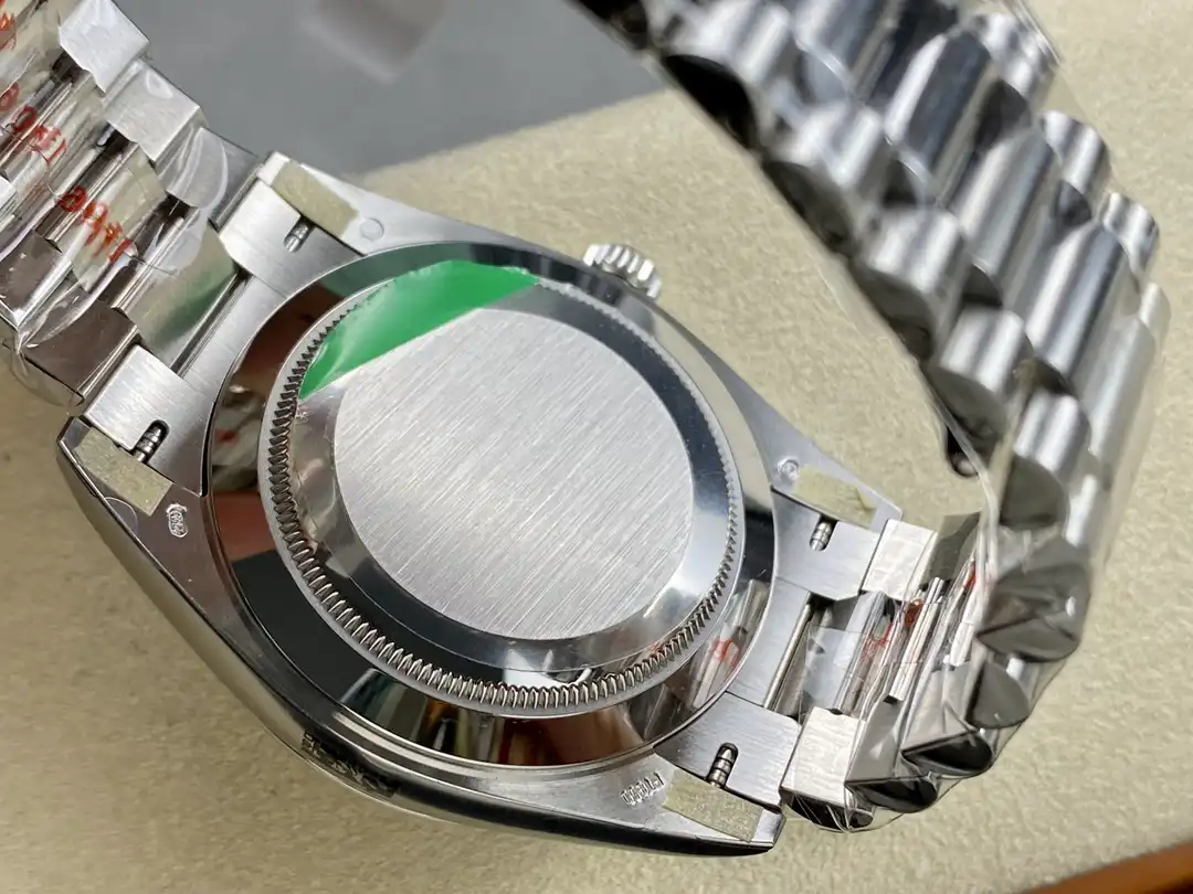 Day-Date 41985 1:1 replica 36mm — crown and case detail