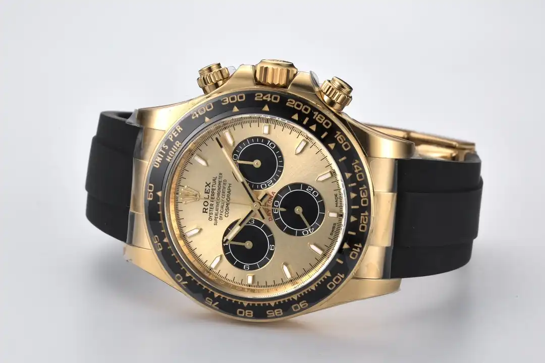 Rolex Daytona 126518LN copy — side profile