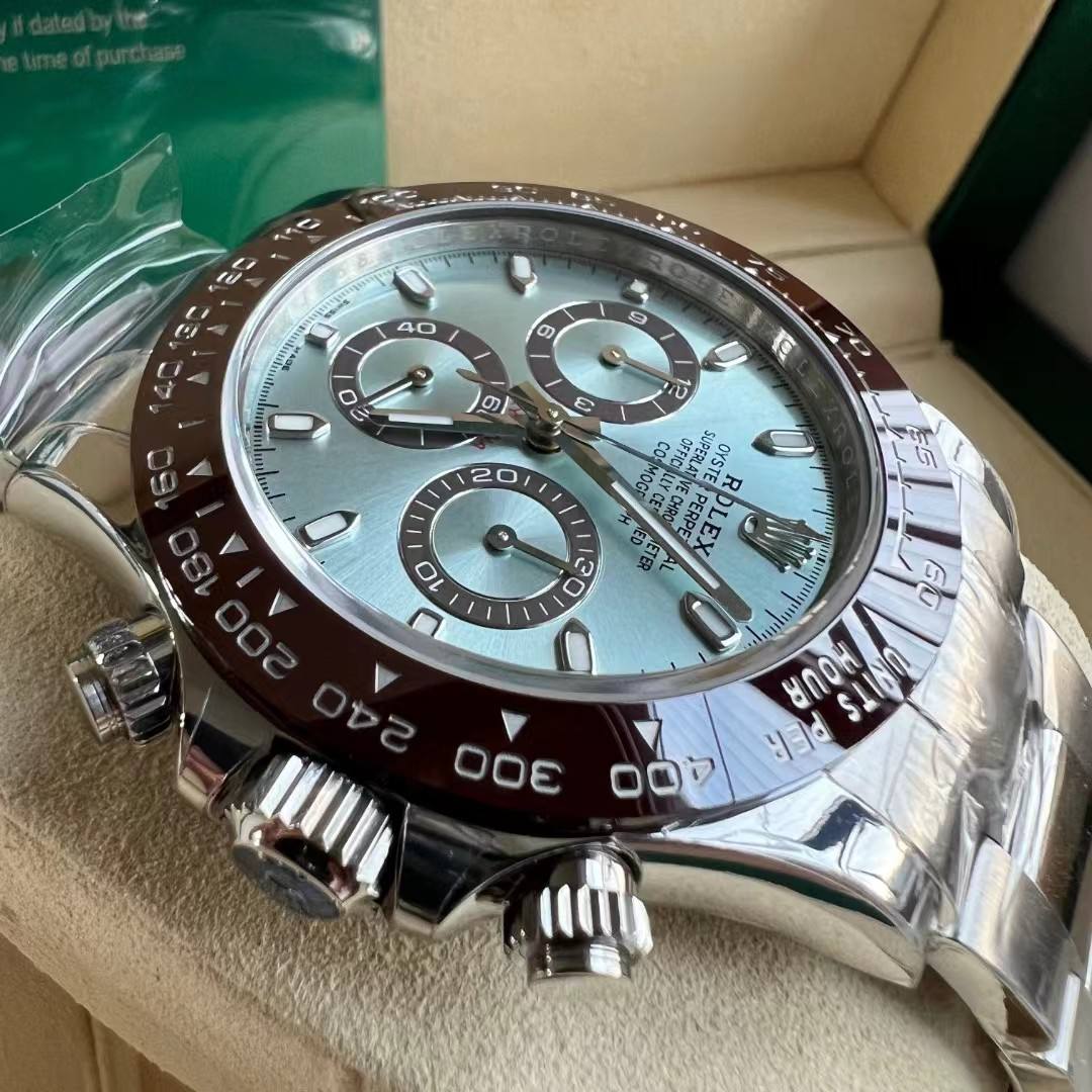 Rolex Daytona 116506 replica ice blue dial — caseback detail