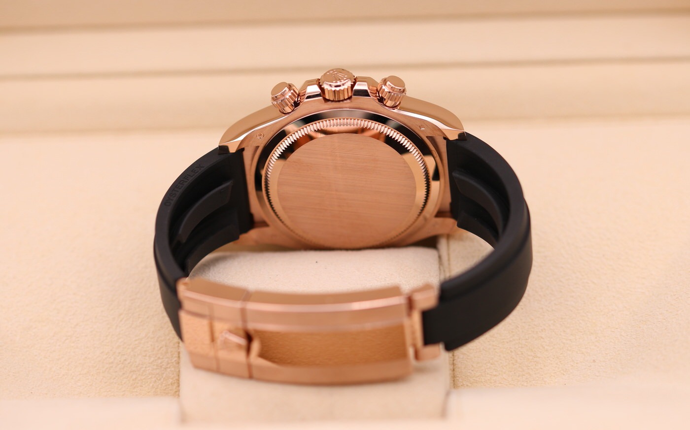 Daytona 126515LN super clone replica 40mm — crown and case detail