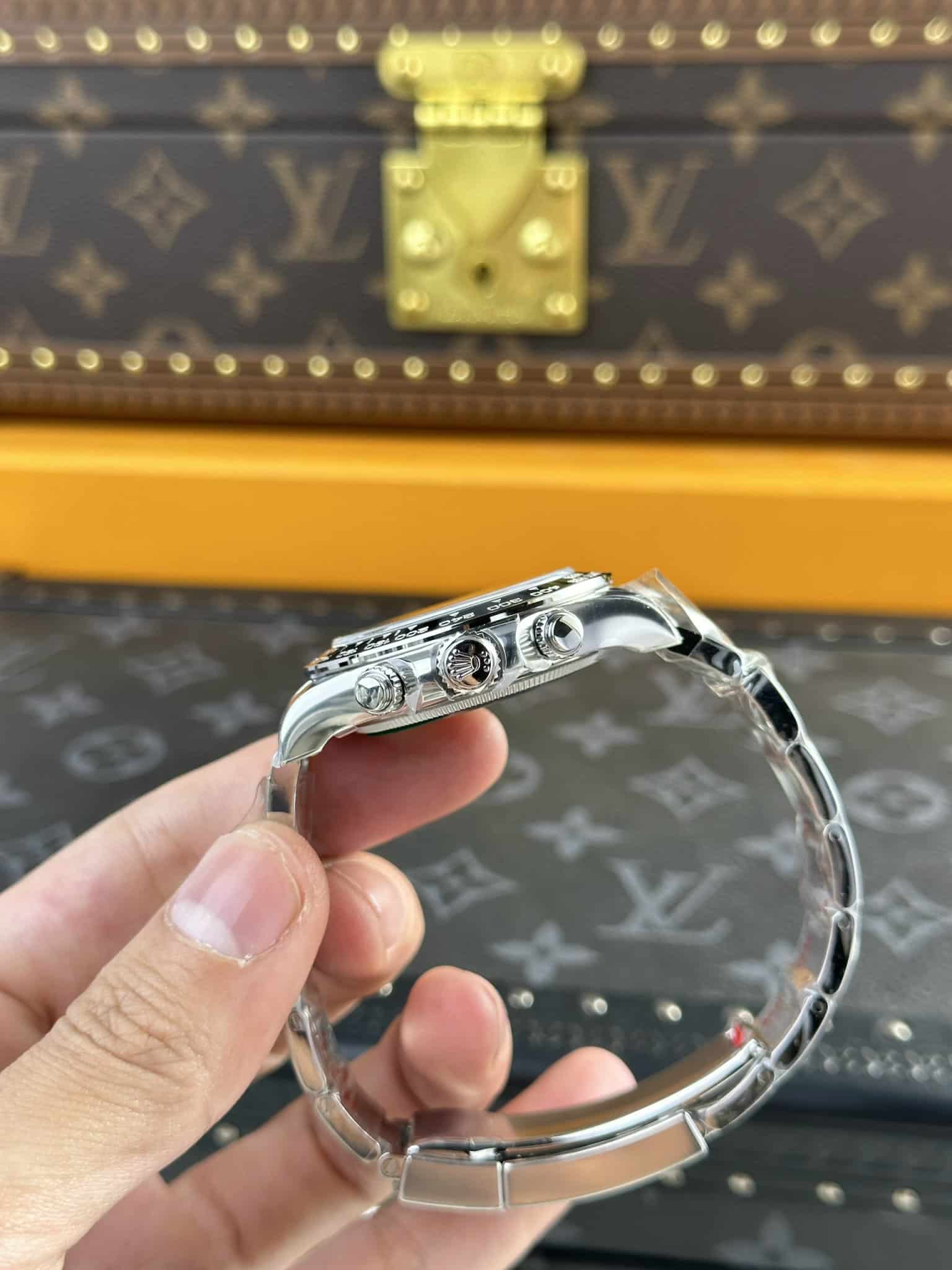 Daytona 126500LN 1:1 replica white dial — angled view