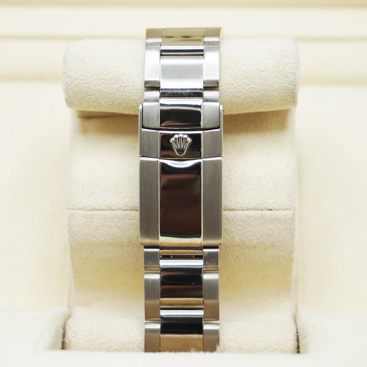 Daytona 116509 replica 40mm — crown and case detail