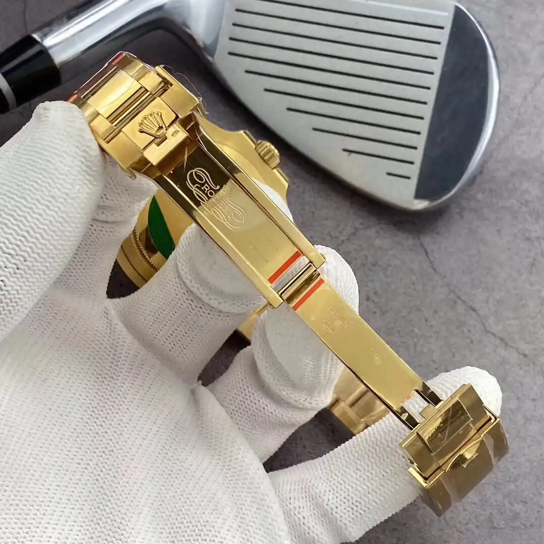 Rolex GMT-Master 126710BLRO-0001 1:1 replica — lume shot