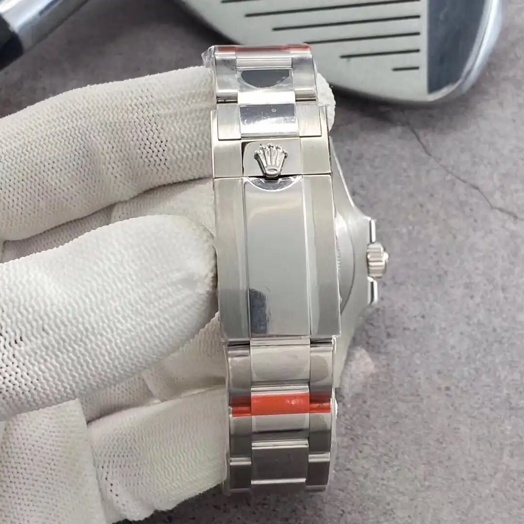 GMT-Master 126710BLRO super clone replica 40mm — crown and case detail