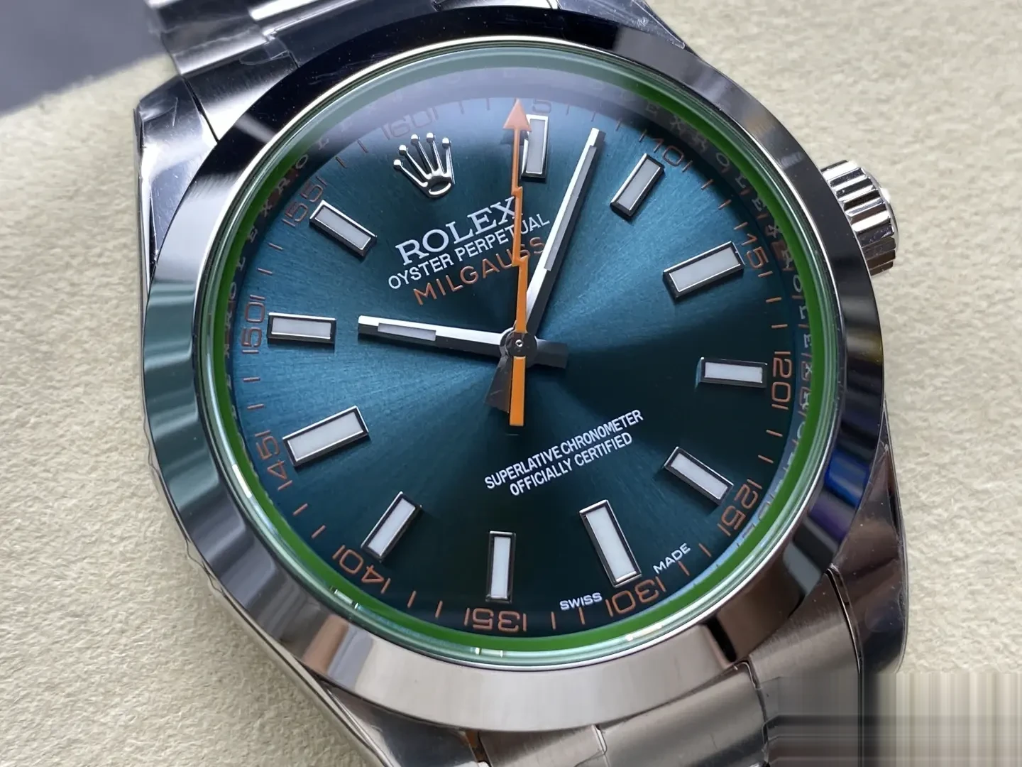 Rolex Milgauss 116400GV replica — lume shot