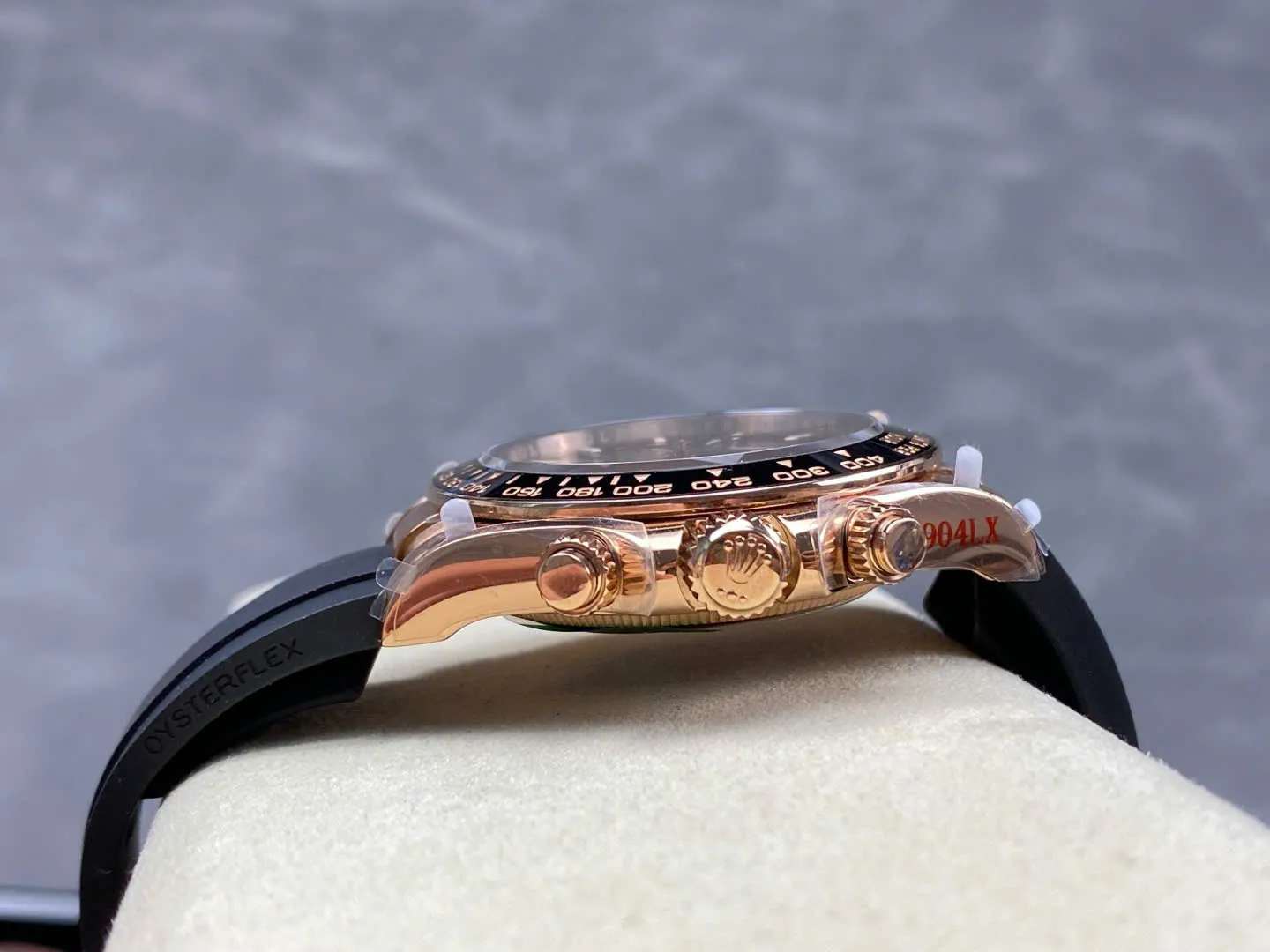 Daytona 126515LN copy — bracelet detail