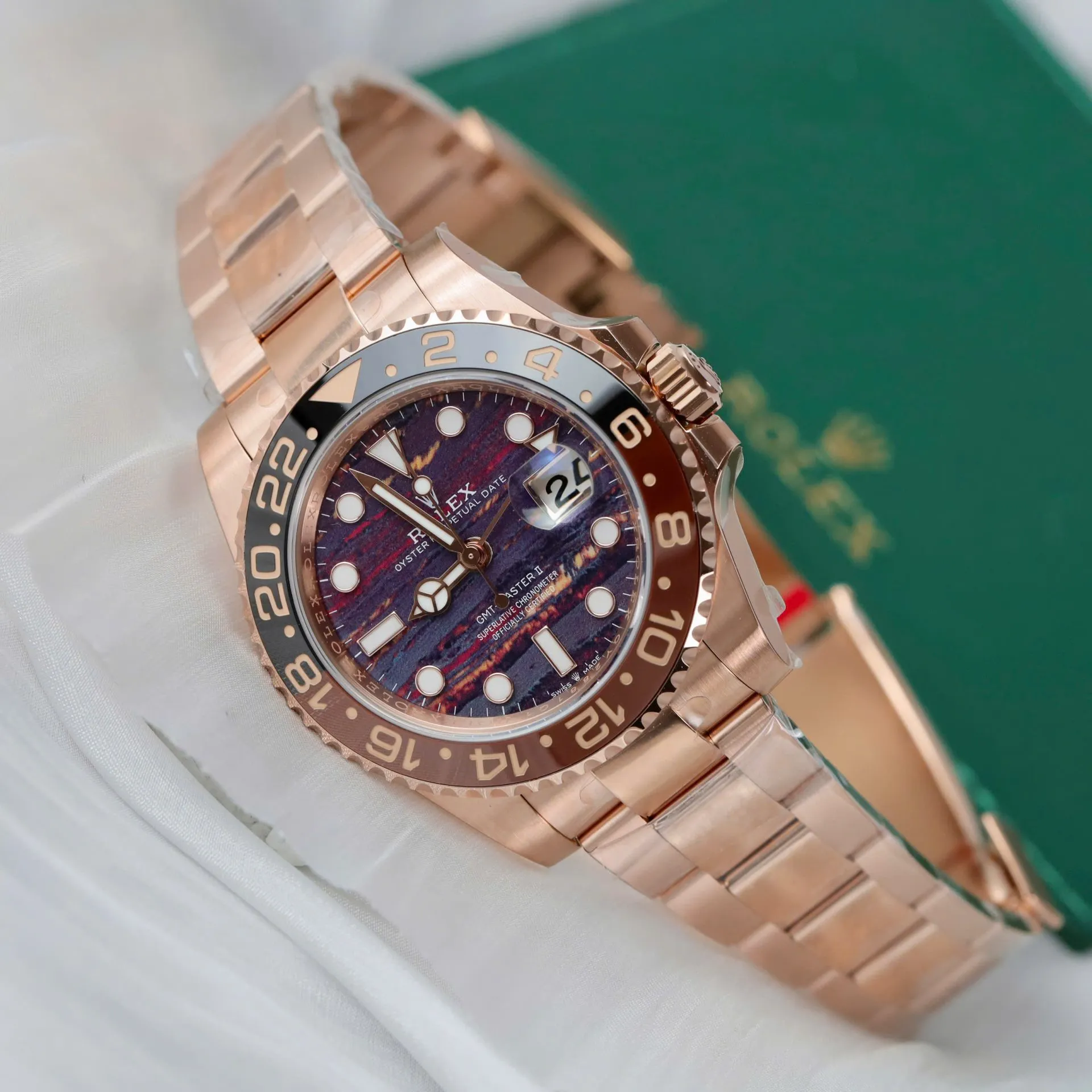 Rolex GMT-Master 126715CHNR 1:1 replica 40mm — dial close-up