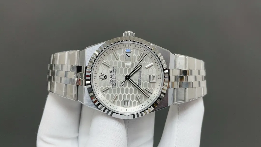 Rolex Land-Dweller 127334 replica — side profile