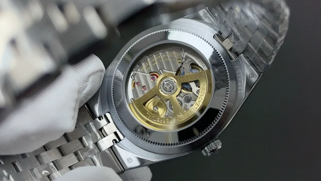 Rolex Land-Dweller 127334 super clone replica intense white dial — bezel macro