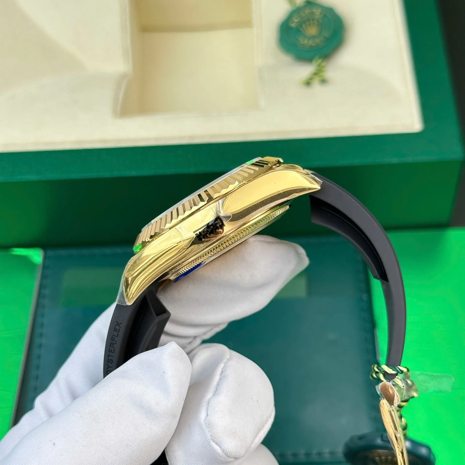 Sky-Dweller 336238 super clone replica champagne dial — angled view