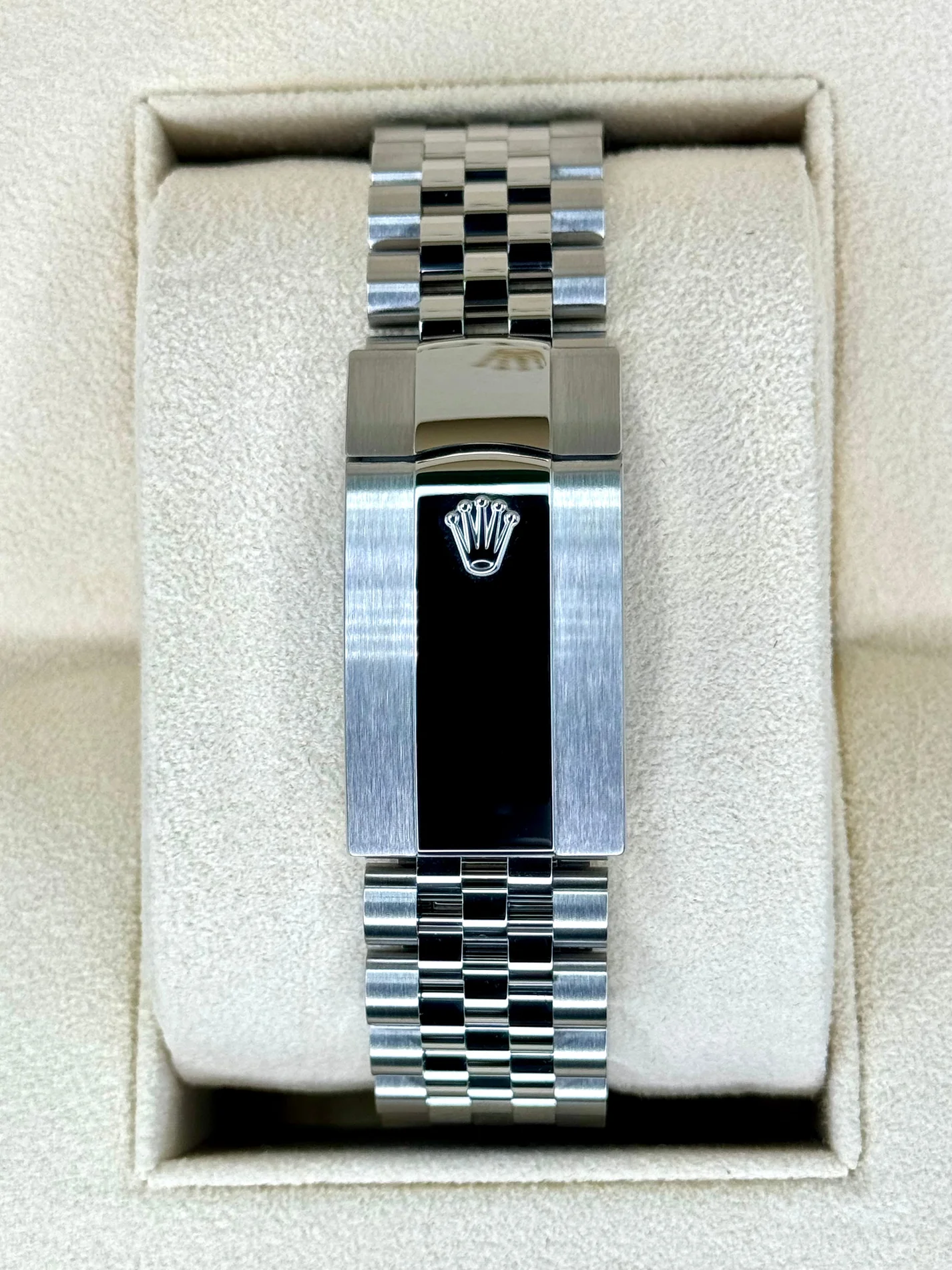 Rolex Sky-Dweller 336934 clone — side profile