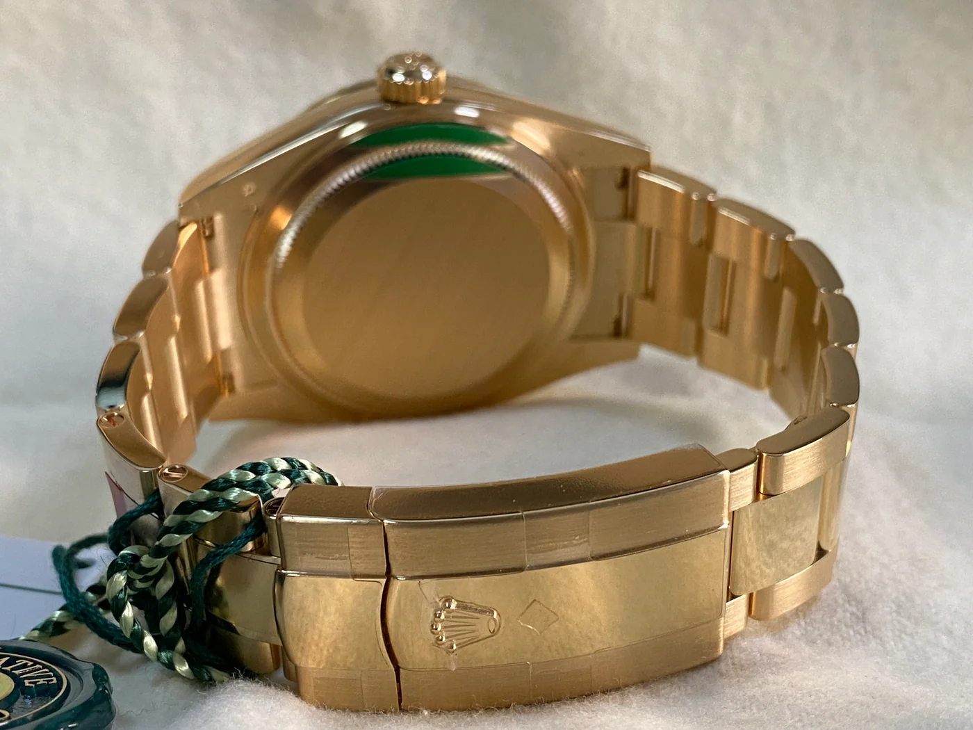 Rolex Sky-Dweller 336938 1:1 replica champagne dial — caseback detail