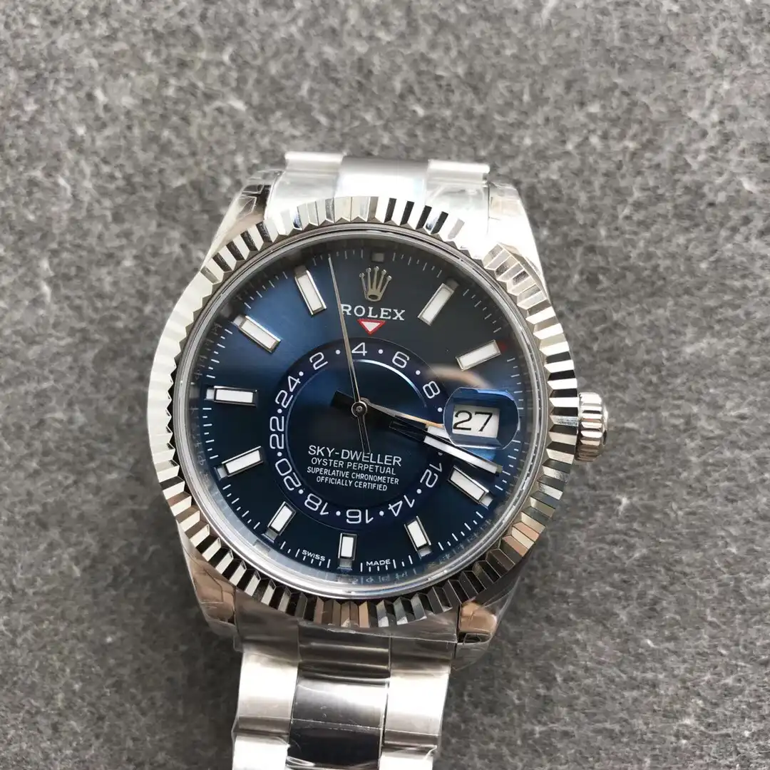 Rolex Sky-Dweller 326238 replica bright blue dial — bezel macro