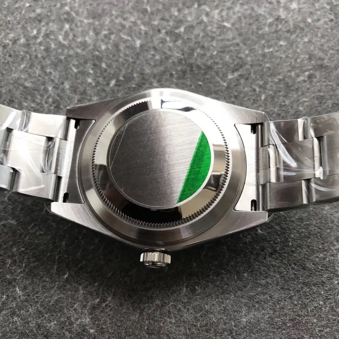 Sky-Dweller 326238 clone 42mm — crown and case detail