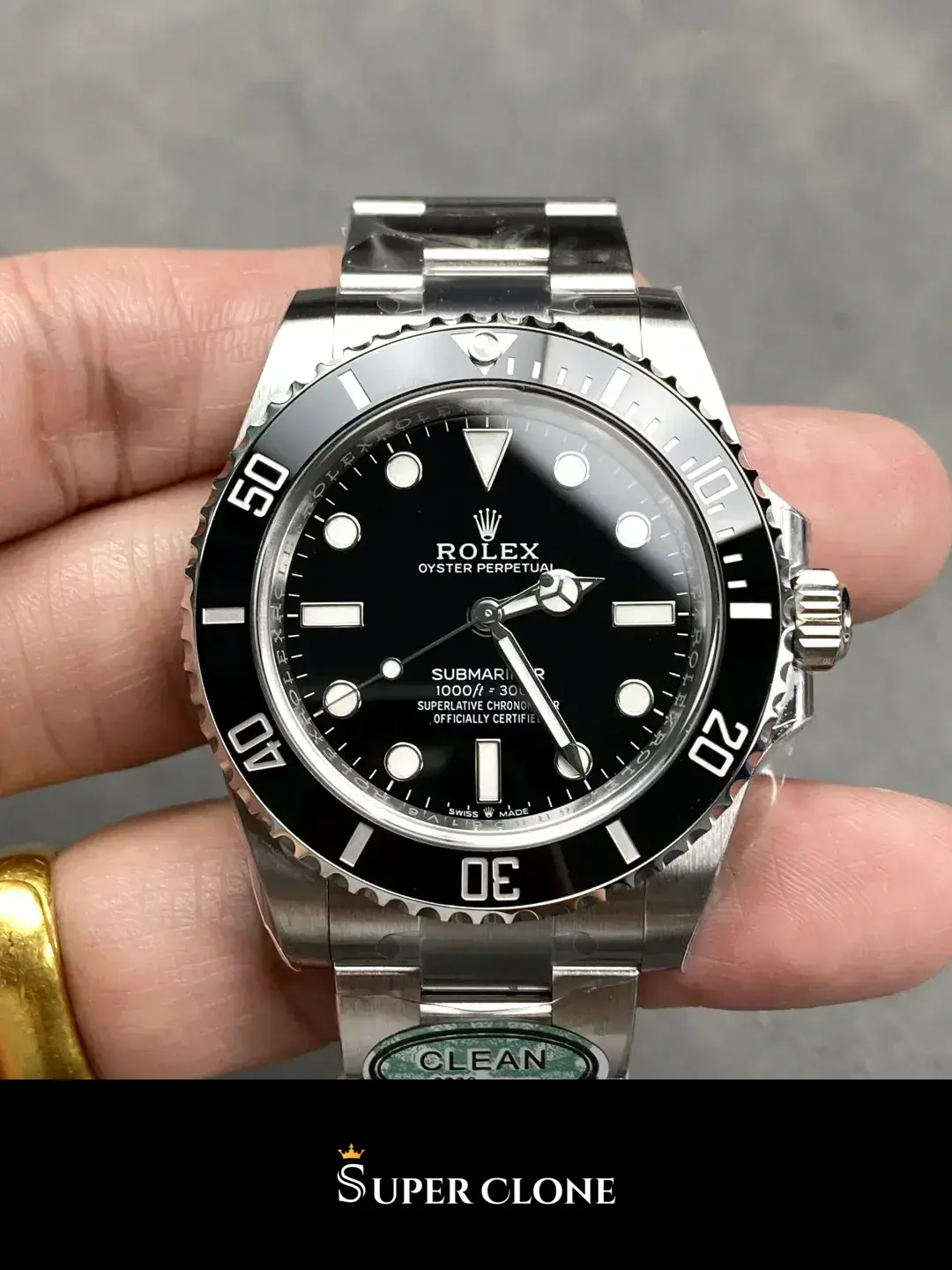 Submariner 124060 rolex replica — side profile