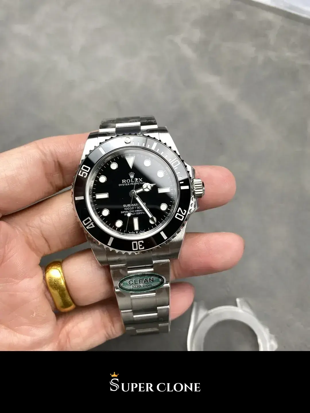 Rolex Submariner 124060 rolex clone black dial — caseback detail