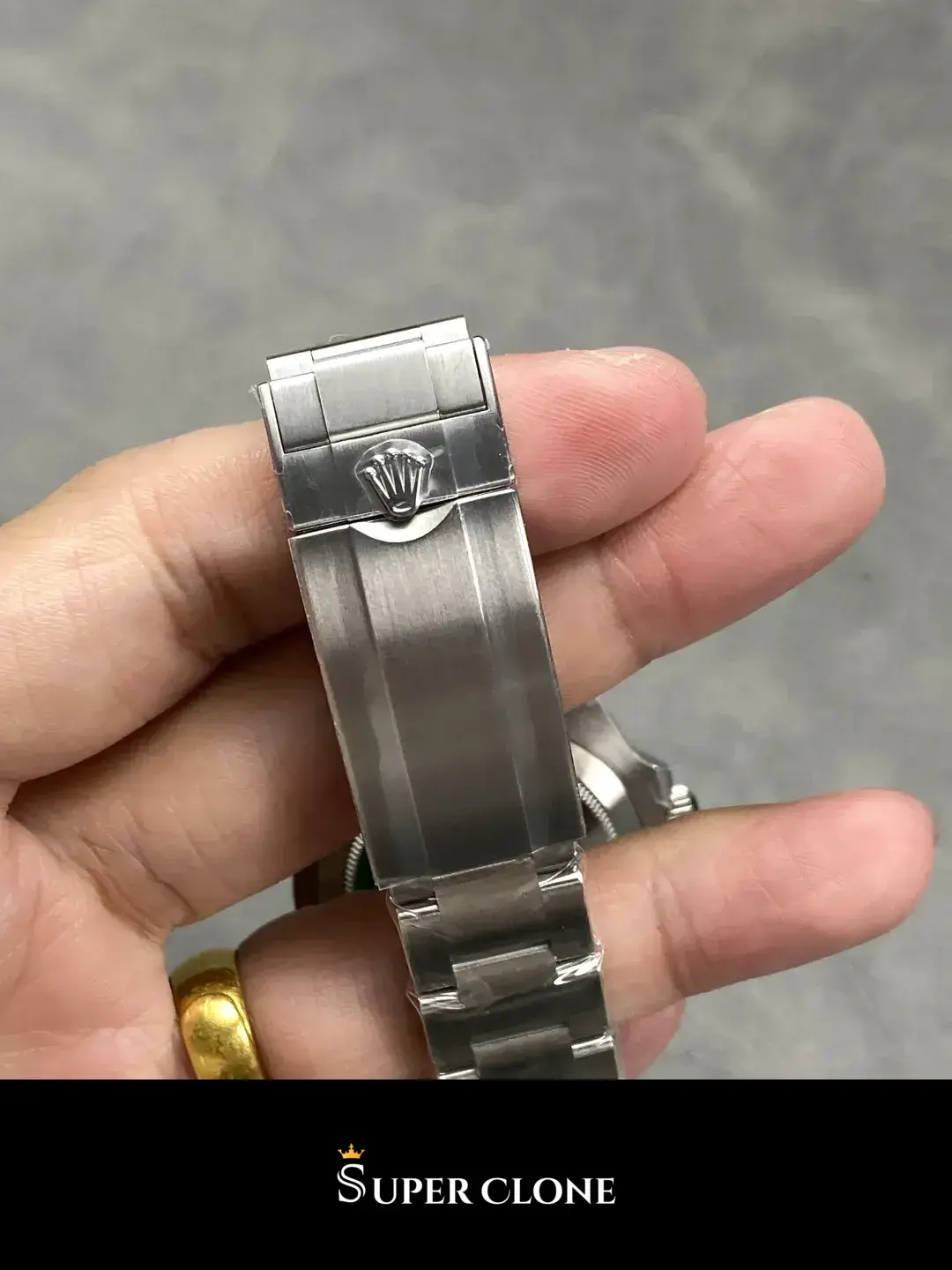Submariner 124060 japanese automatic replica black dial — bezel macro