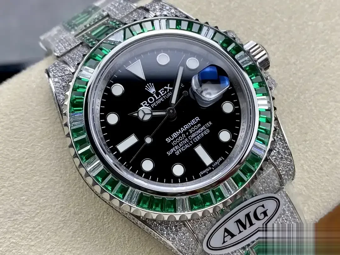 Rolex Submariner 126610LV replica — side profile