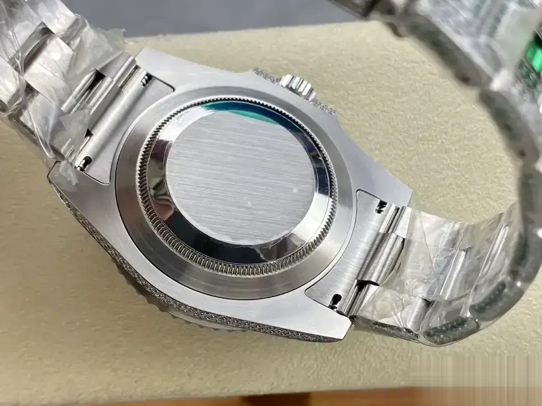 Rolex Submariner 126610LV replica — lume shot