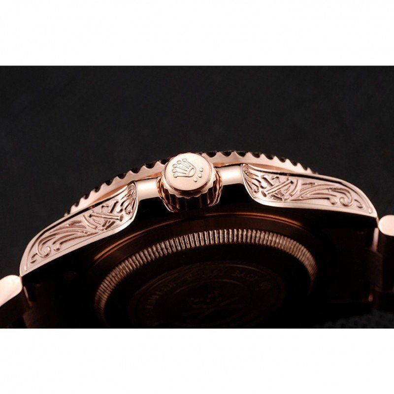 Submariner 1454085 clone — lume shot