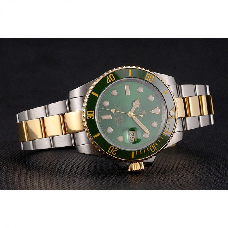 Rolex Submariner PR16233GRG super clone replica green dial — caseback detail